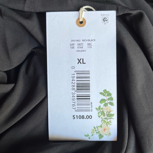 NWT Chelsea & Violet Long Shirred Sleeve Illusion Mesh Ruffle Black Velvet Dress - Picture 9 of 9